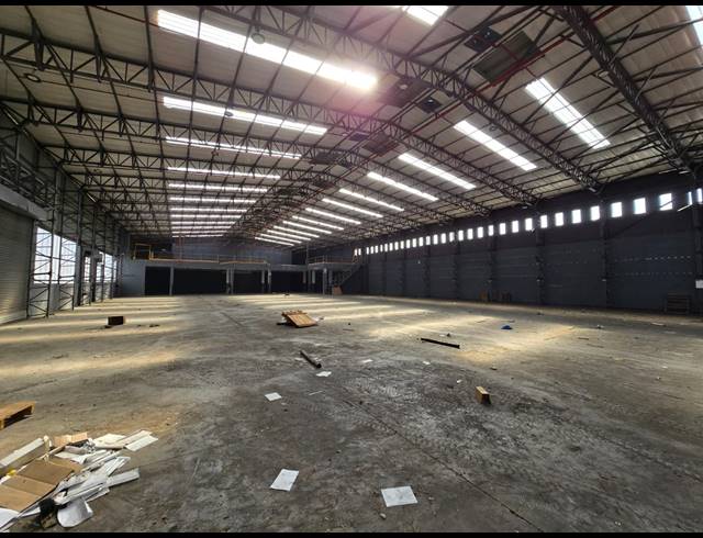 3,023M² WAREHOUSE TO LET IN BENROSE